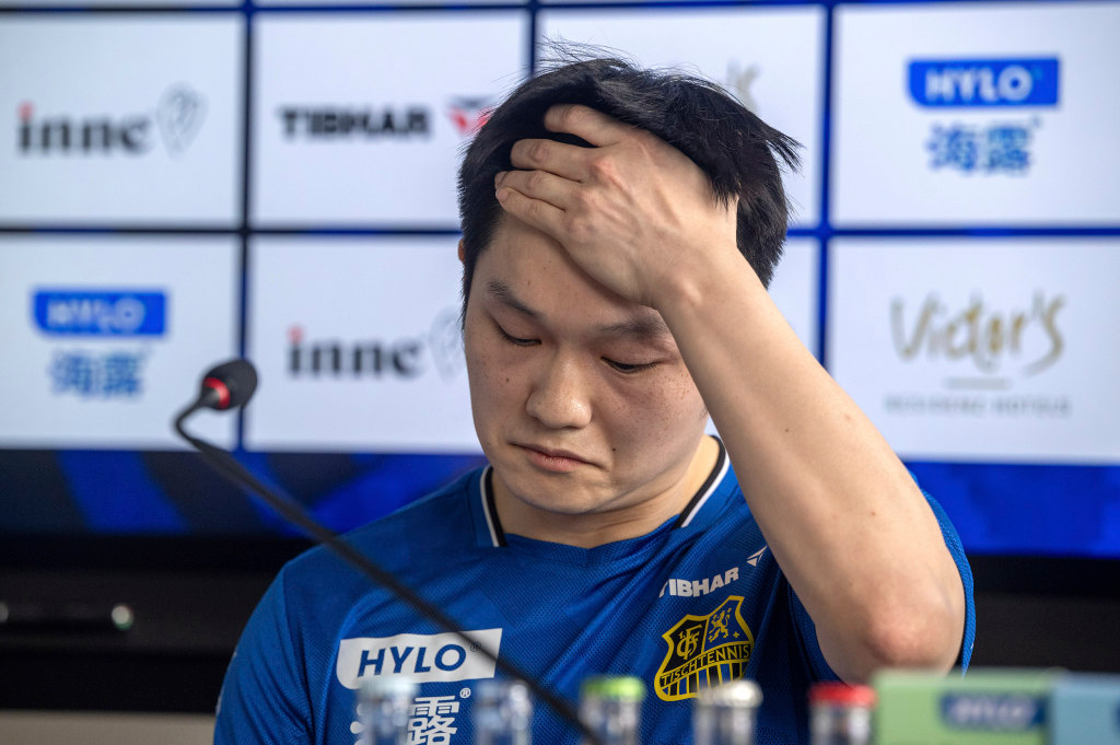 拜仁正式签下天才中场