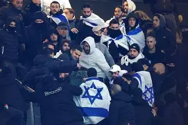 官网登录入口-比赛中发生激烈冲突,主教练被罚出场怎么办